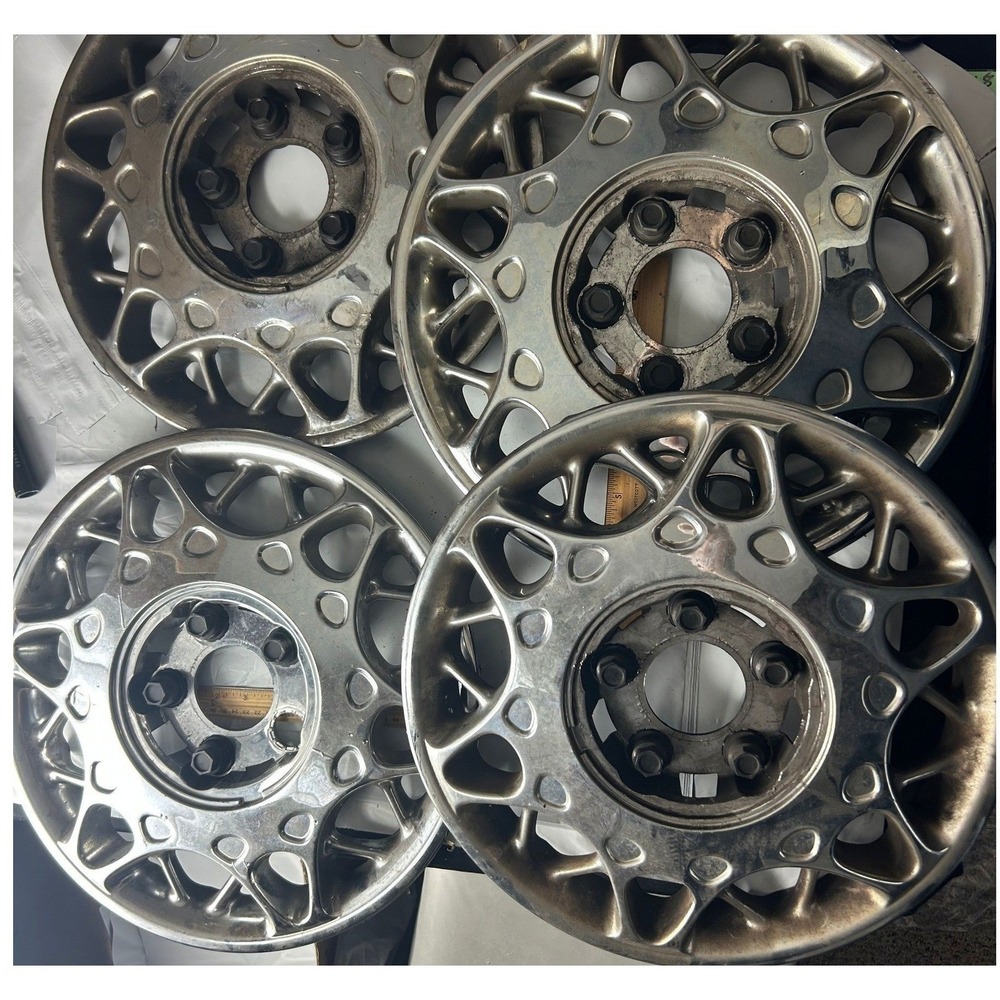 2002 Buick Century Gold OEM‎ Wheel Covers Hubcaps Set of 4